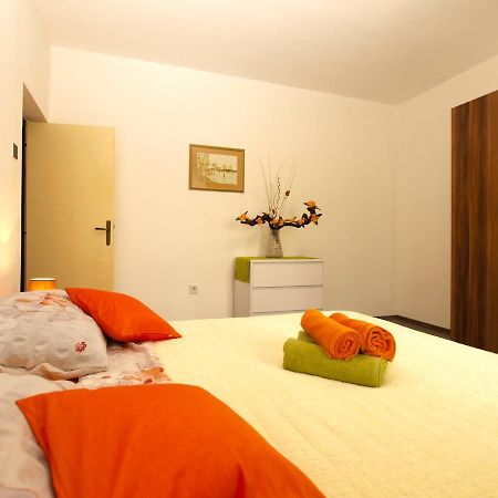 Apartment Luciano 1540 Pula Exterior photo